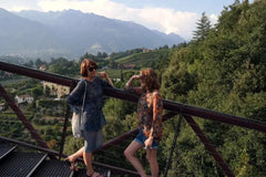 Smarttan läpiruskettava pitkähihainen tunika Siniperhoset - RAIKKAAMMAT VÄRIT!