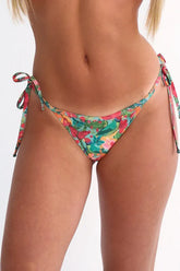 Love Bird läpiruskettavat bikinitangat